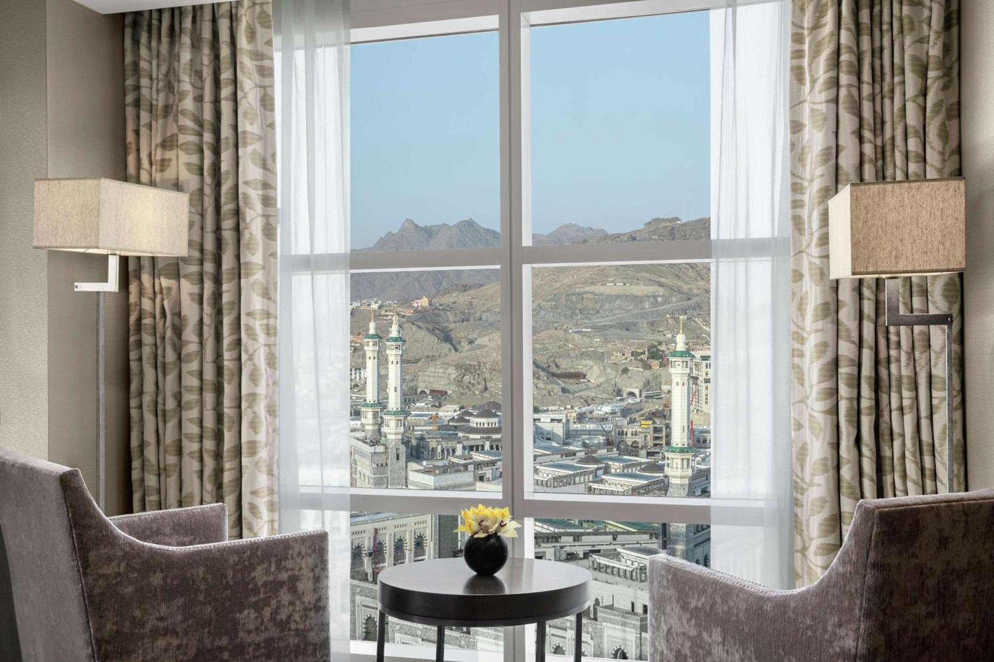 Doubletree By Hilton Jabal Omar Makkah होटल 4*