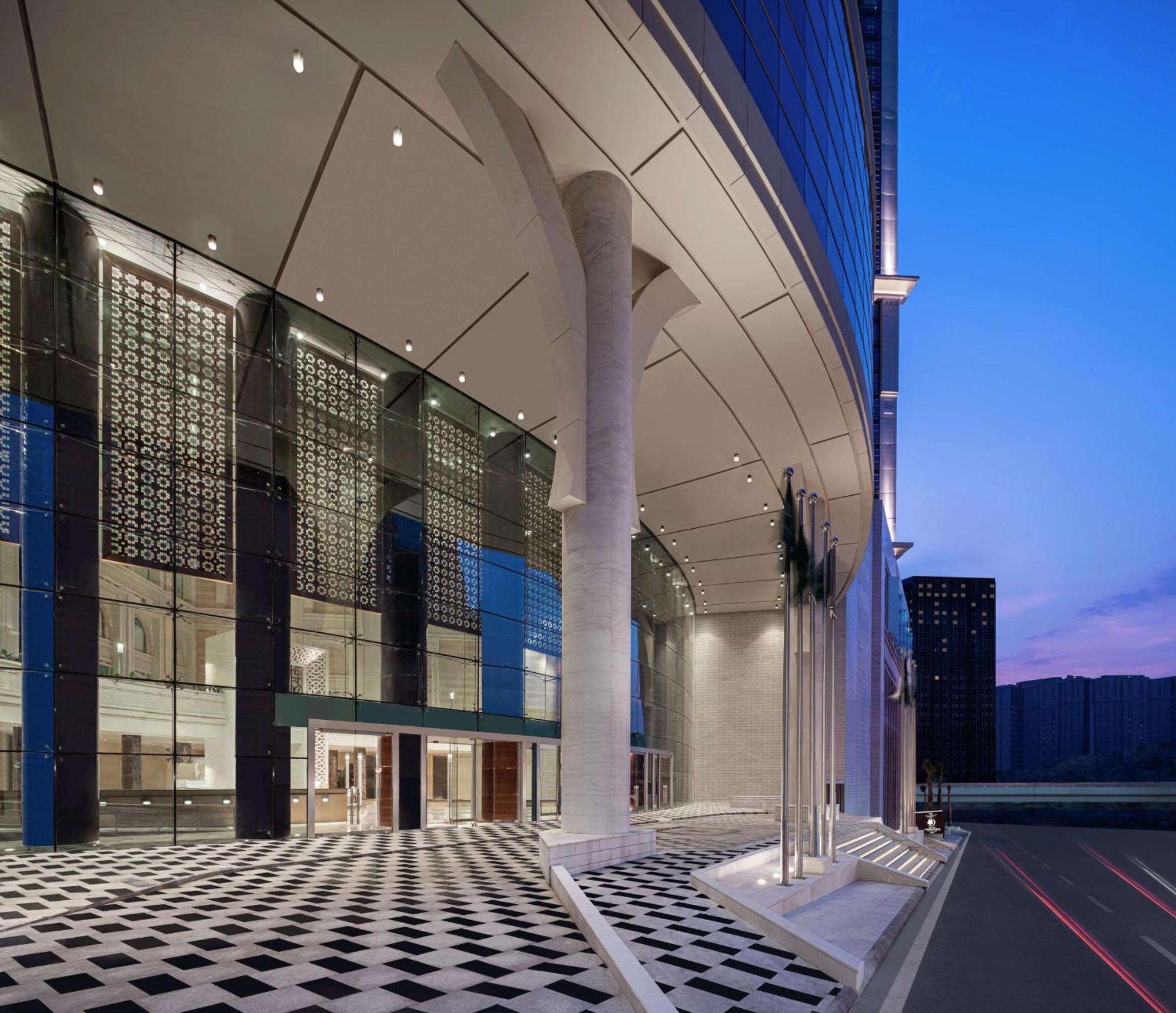 Doubletree By Hilton Makkah Jabal Omar Hotel 4*
